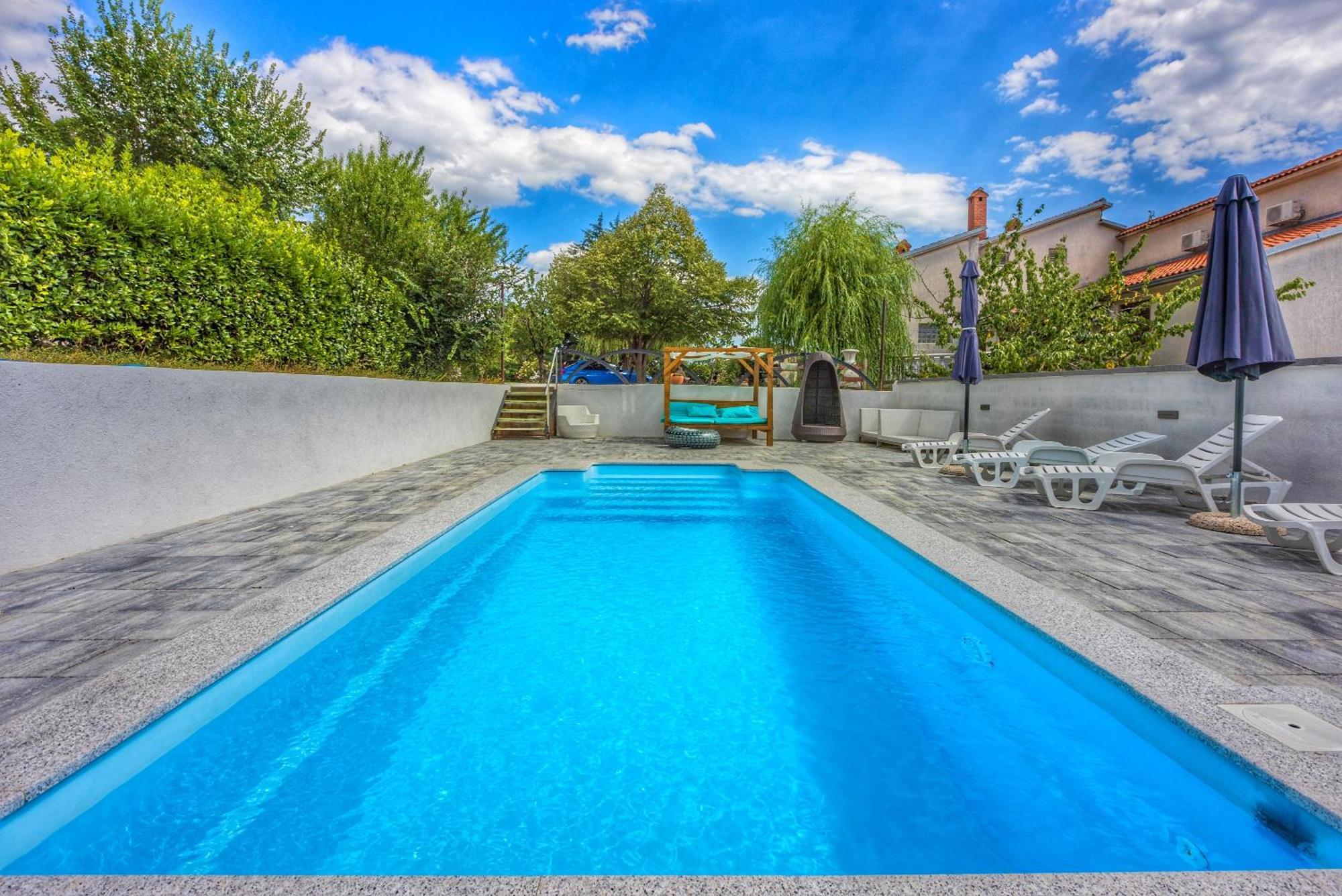 As Apartments With Swimming Pool And A Large Yard Bribir  Esterno foto